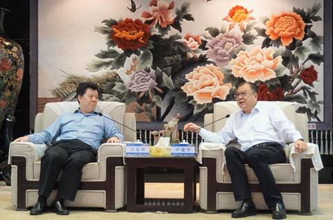 //news.laohuyouxiji.com/__local/D/04/77/BCE230B2AB71DFC1F9EE31A3B2D_21F3AA60_1C626.jpg?e=.jpg